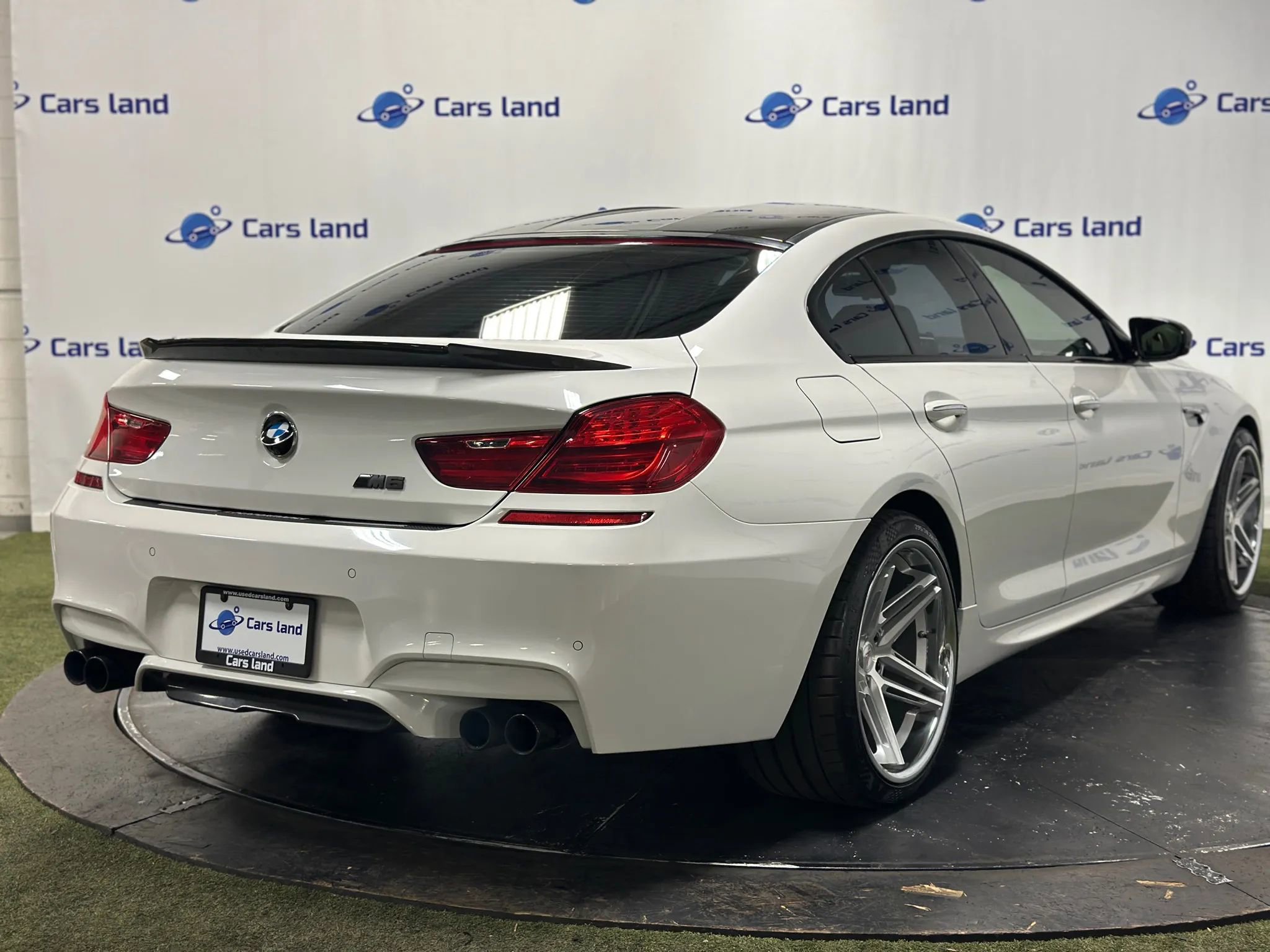 Used 2017 BMW M6 Gran Coupe image 3