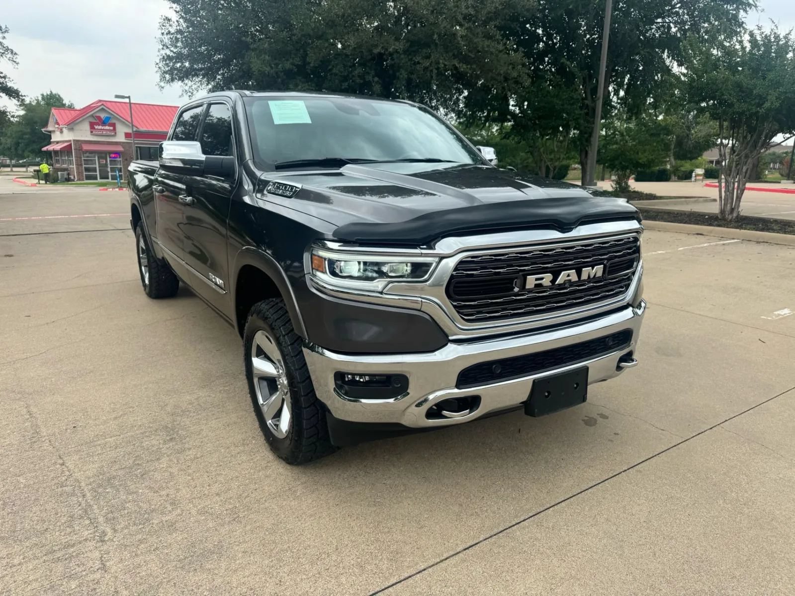 Used 2019 RAM 1500 Limited AWD/4WD image 4