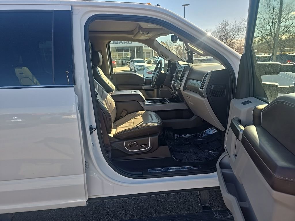 Used 2019 Ford F450 Limited image 5