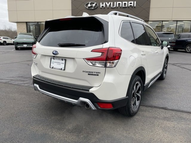 Used 2023 Subaru Forester Touring image 5