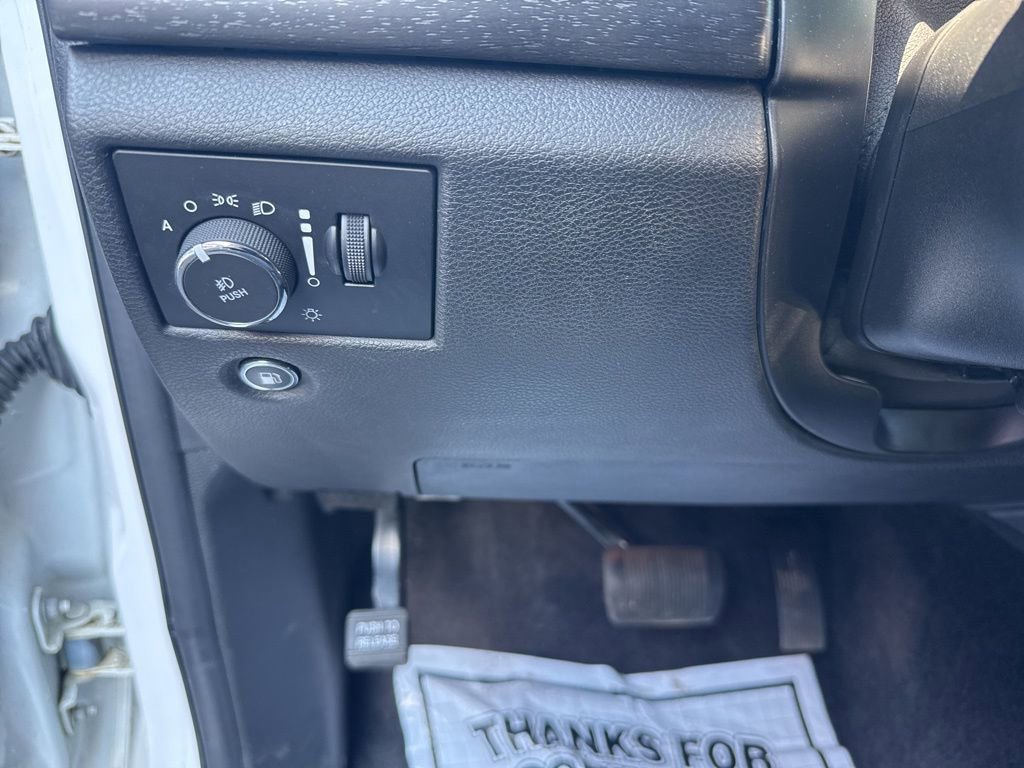 Used 2018 Jeep Grand Cherokee Altitude image 39