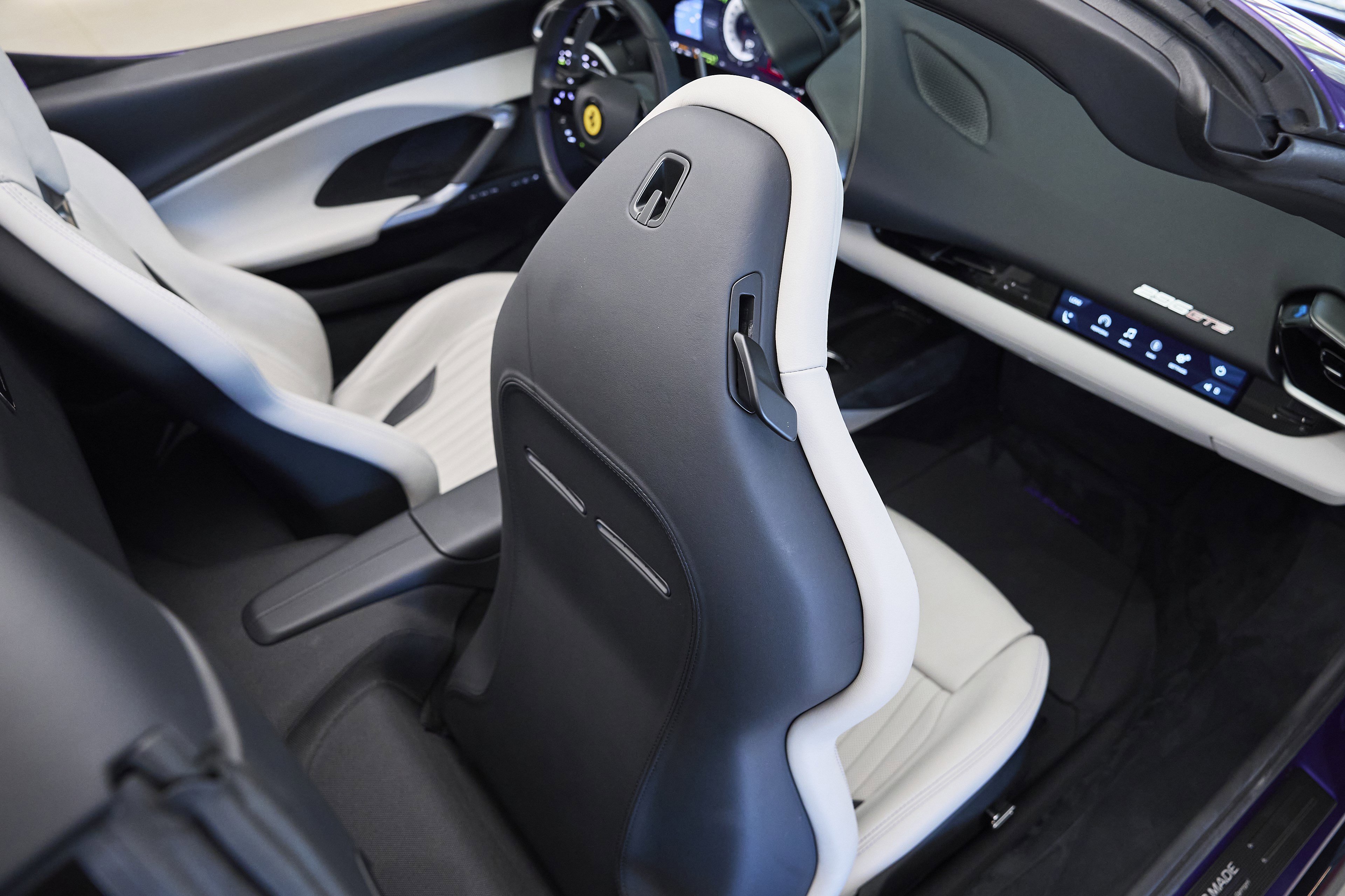 Used 2024 Ferrari 296 GTS image 37