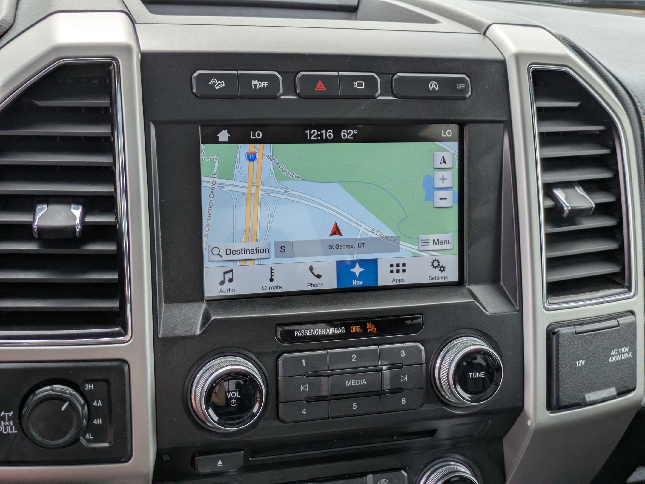 Used 2018 Ford F150 Lariat w/ Equipment Group 502A Luxury image 24