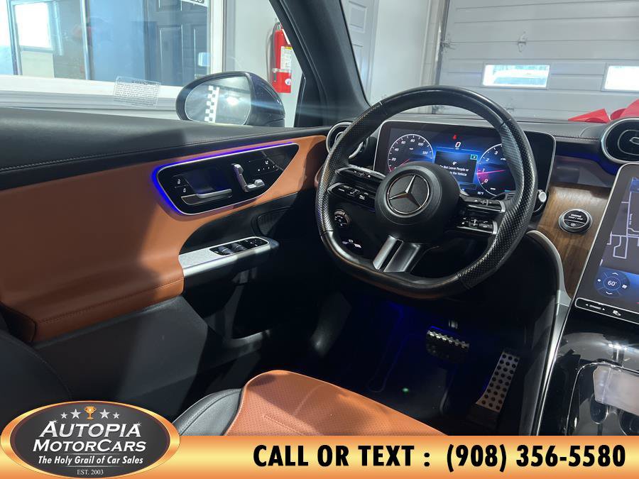 Used 2024 Mercedes-Benz GLC 300 4MATIC image 27