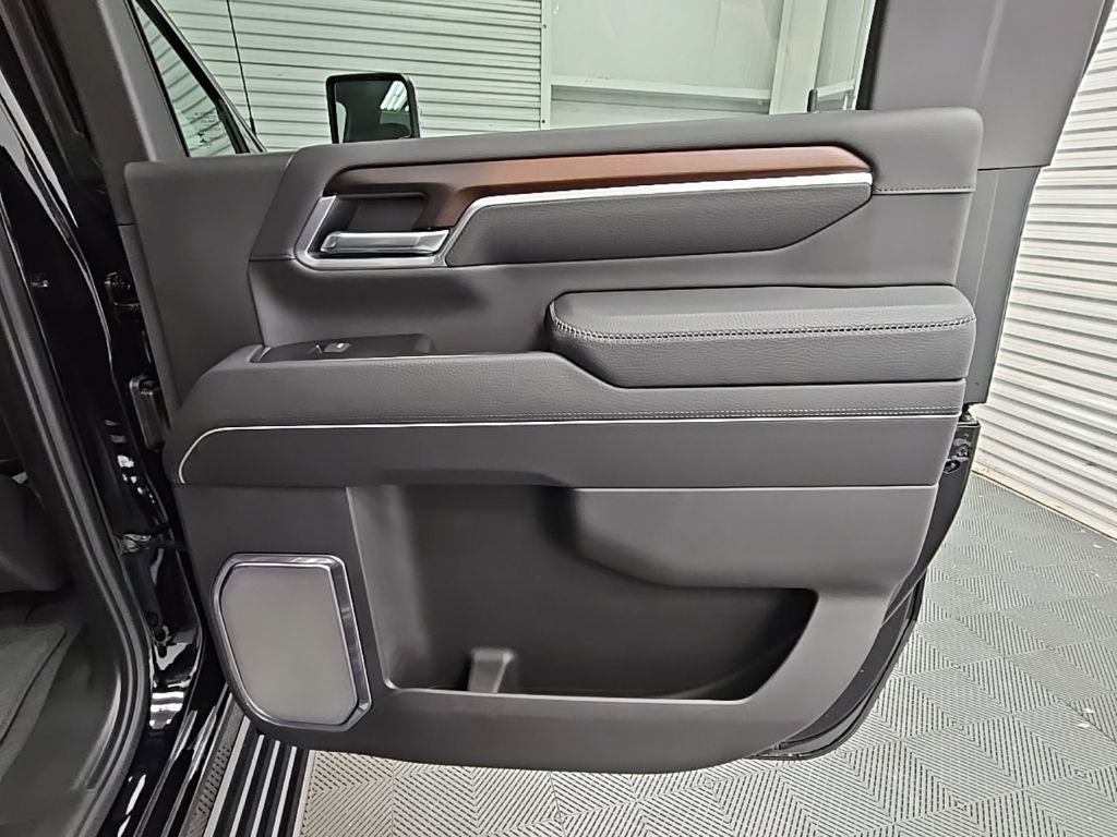 New 2026 GMC Sierra 2500 Denali w/ Denali Reserve Package image 37