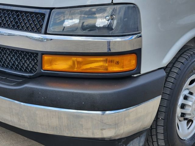 Used 2019 Chevrolet Express 2500 w/ Driver Convenience Package image 8