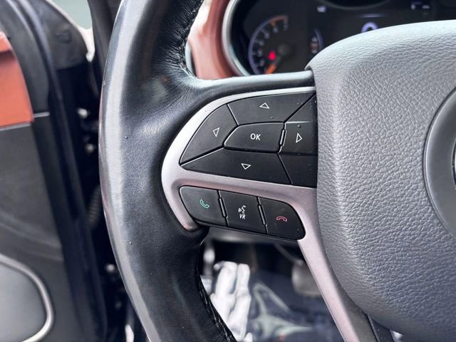 Used 2020 Jeep Grand Cherokee Overland image 18