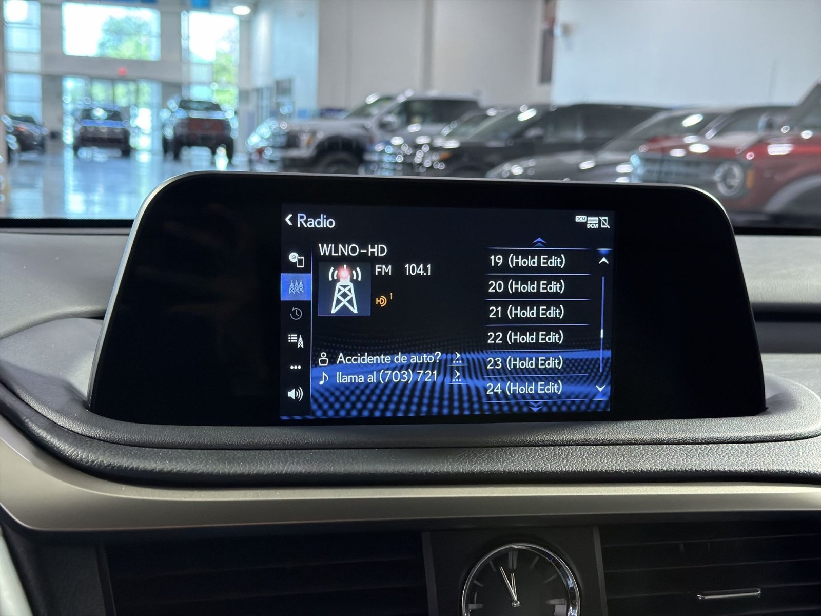 Used 2022 Lexus RX 350 AWD image 32