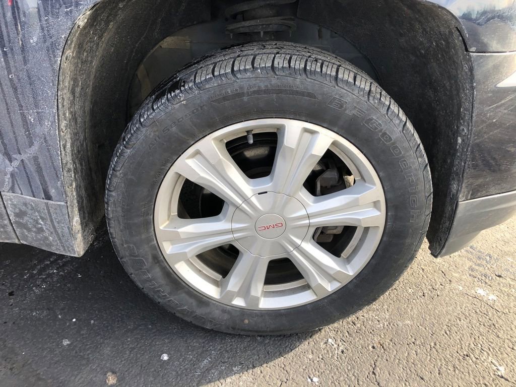 Used 2017 GMC Terrain SLE image 25
