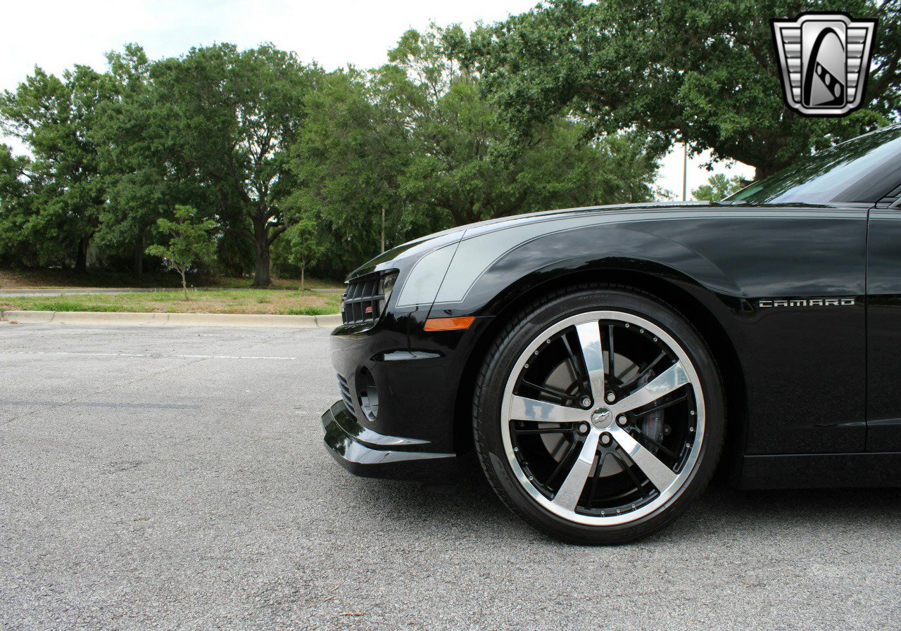 Used 2011 Chevrolet Camaro SS w/ RS Package image 15