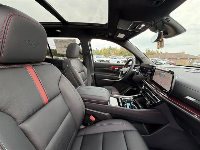 New 2026 Chevrolet Traverse RS w/ LPO, Floor Liner Package image 21