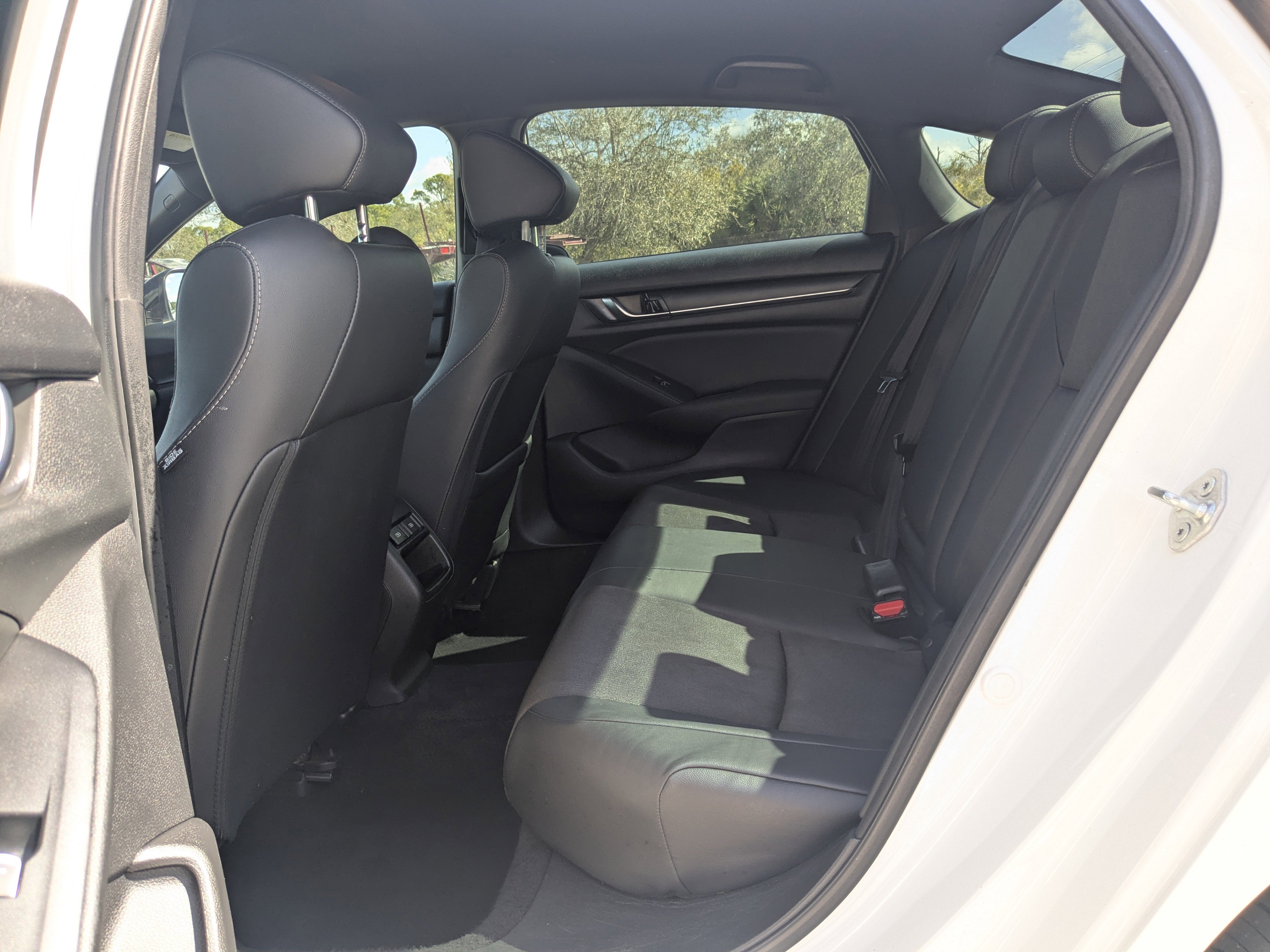 Used 2021 Honda Accord Sport image 13