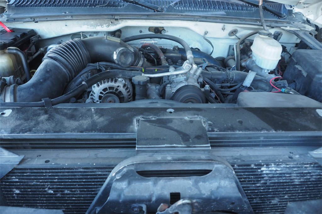 Used 2003 Chevrolet Silverado 2500 LT w/ Skid Plate Package image 29