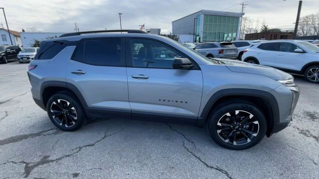 Used 2025 Chevrolet Equinox RS w/ Safety and Technology Package image 3