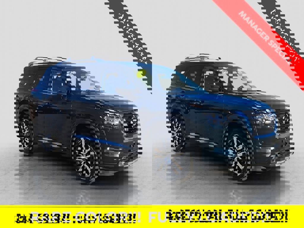 Used 2024 Nissan Pathfinder Platinum w/ Cargo Package AWD/4WD image 31