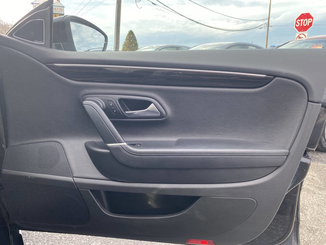 Used 2015 Volkswagen CC Executive image 14