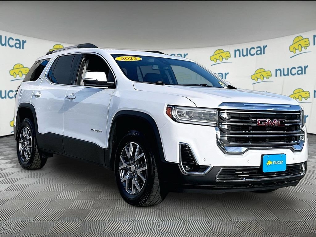 Used 2023 GMC Acadia SLT w/ Preferred Package