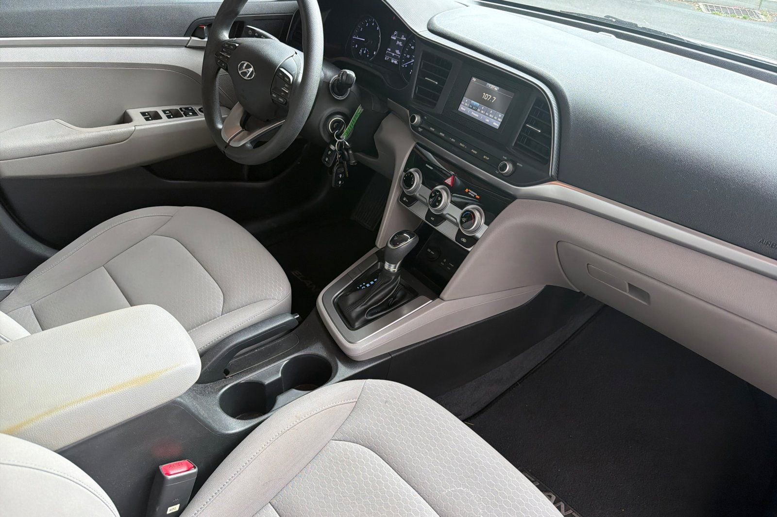 Used 2019 Hyundai Elantra SE w/ Cargo Package FWD image 20