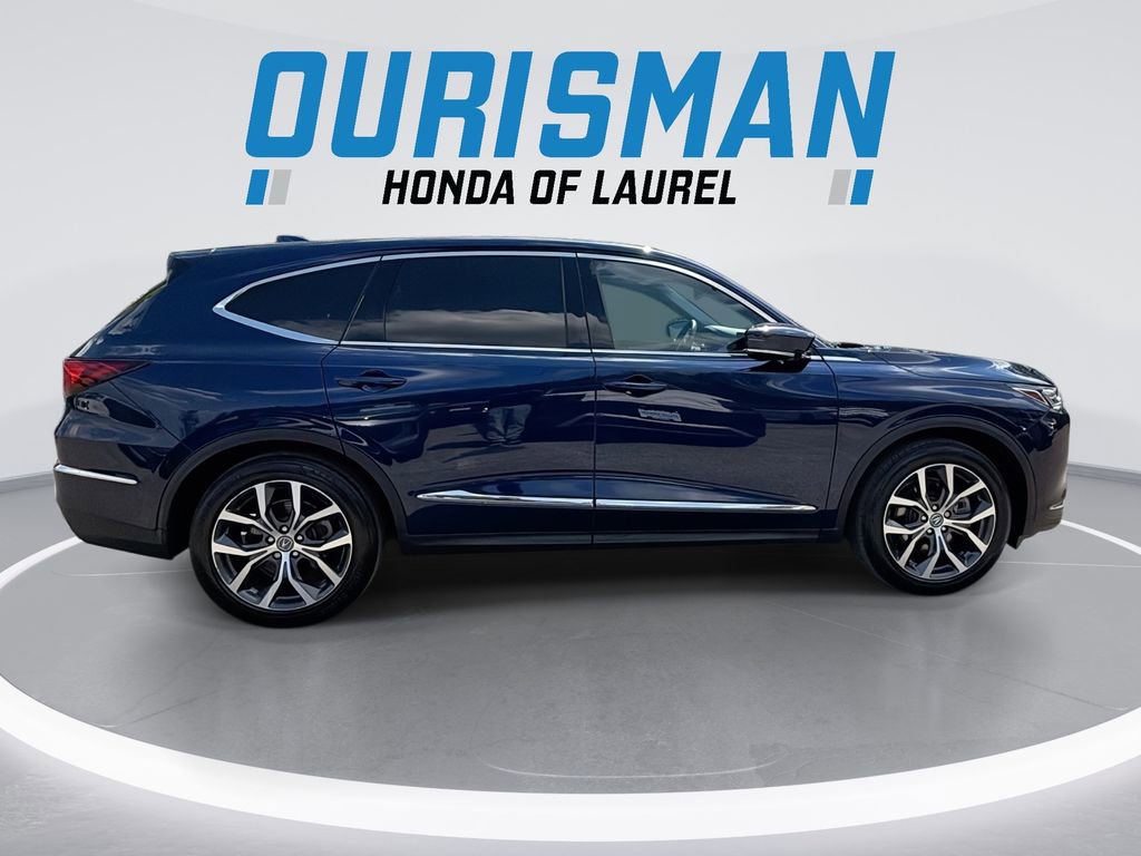 Used 2023 Acura MDX SH-AWD w/ Technology Package image 9