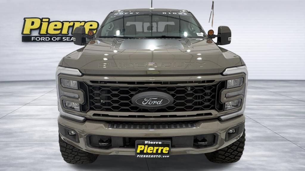 New 2026 Ford F250 Lariat w/ Black Appearance Package AWD/4WD image 7