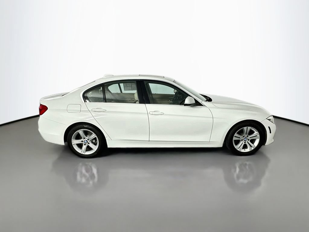 Used 2016 BMW 328i xDrive Sedan AWD/4WD image 8