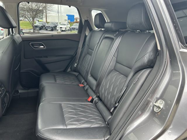 Used 2023 Nissan Rogue Platinum w/ Platinum Premium Package AWD/4WD image 23