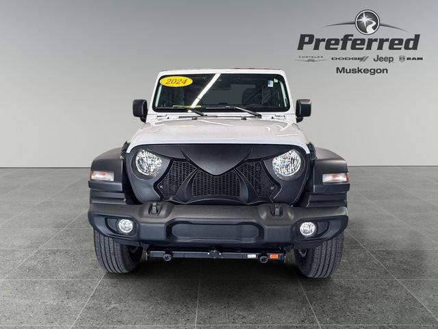 Used 2024 Jeep Wrangler Sport AWD/4WD image 11