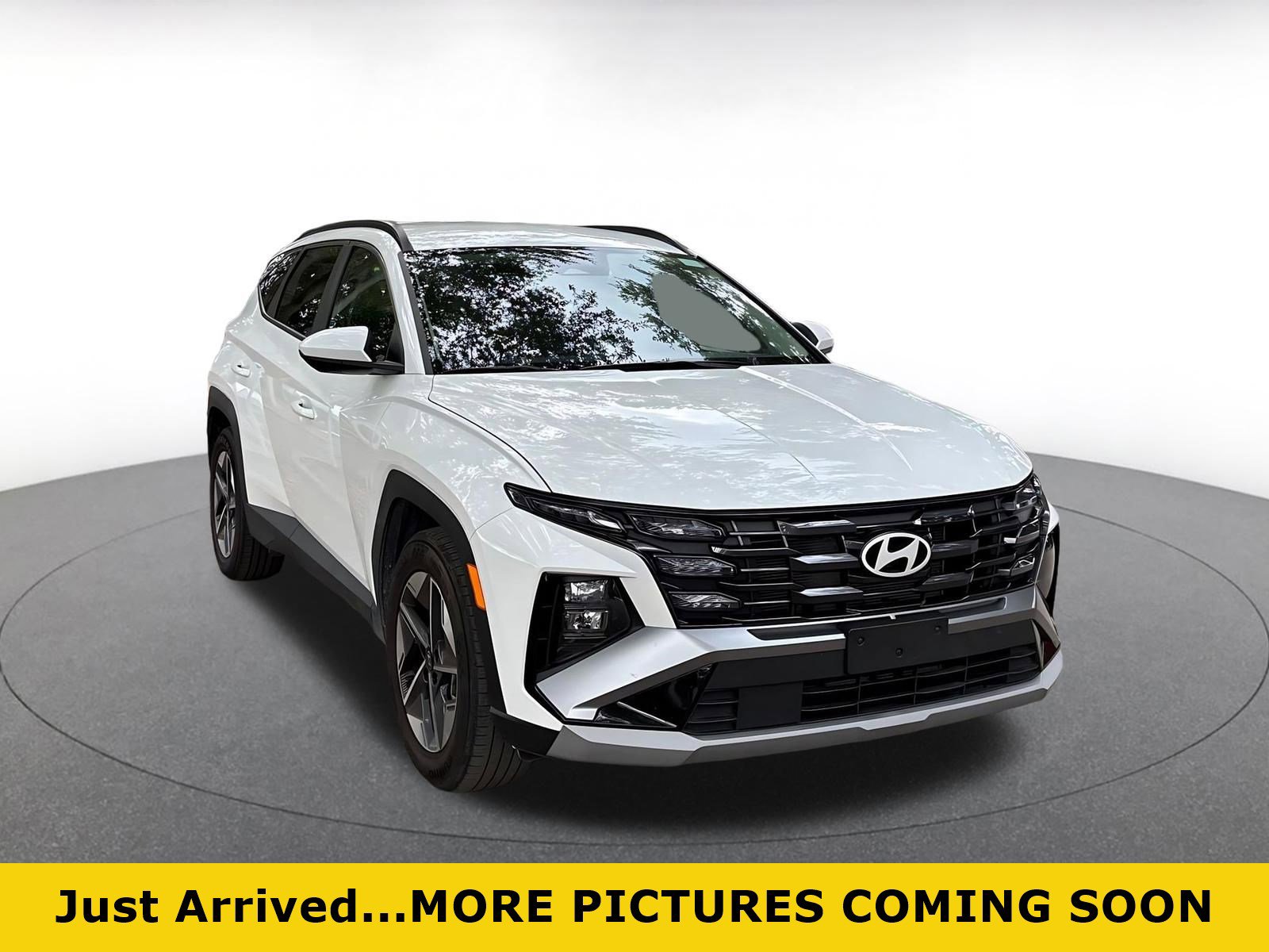 Used 2025 Hyundai Tucson SEL FWD image 1