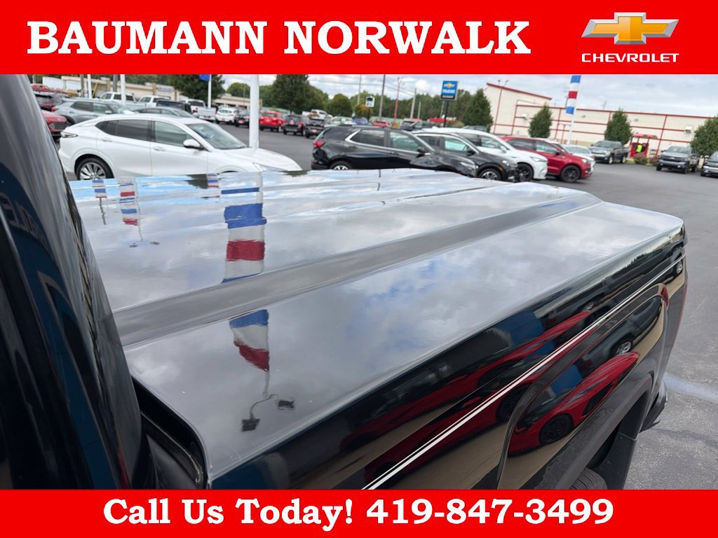 Used 2017 GMC Sierra 1500 SLT AWD/4WD image 39
