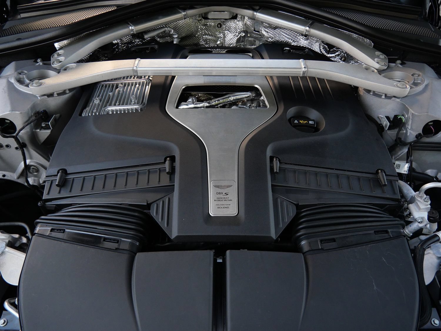 New 2026 Aston Martin DBX S AWD/4WD image 28