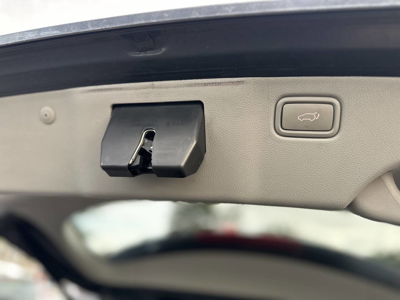 Used 2016 Kia Sedona EX image 22