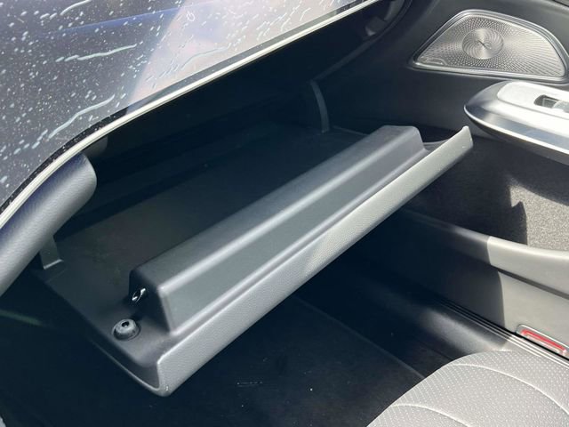 New 2026 Mercedes-Benz E 350 4MATIC Sedan image 32