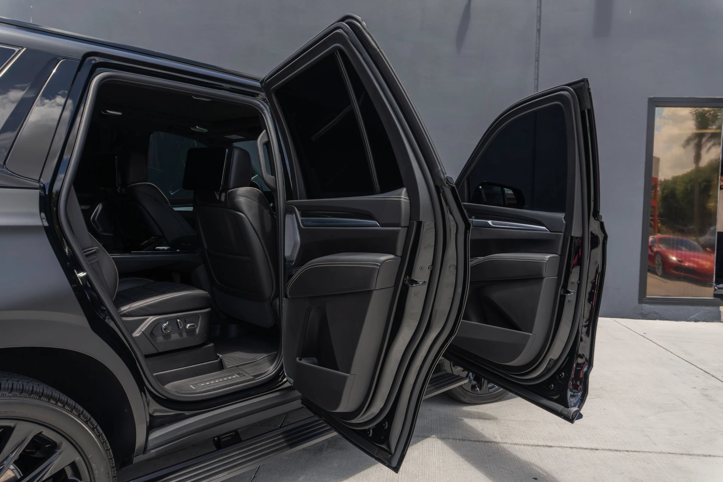 Used 2026 Cadillac Escalade V AWD/4WD image 60