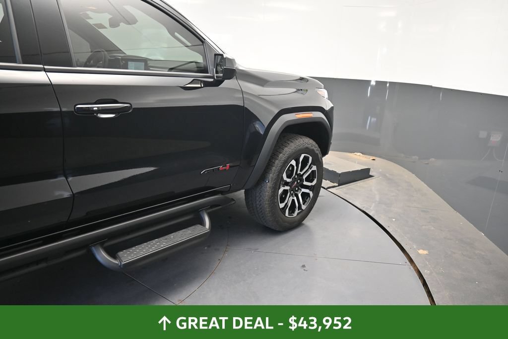 Used 2025 GMC Canyon AT4 w/ Nightfall Edition AWD/4WD image 24