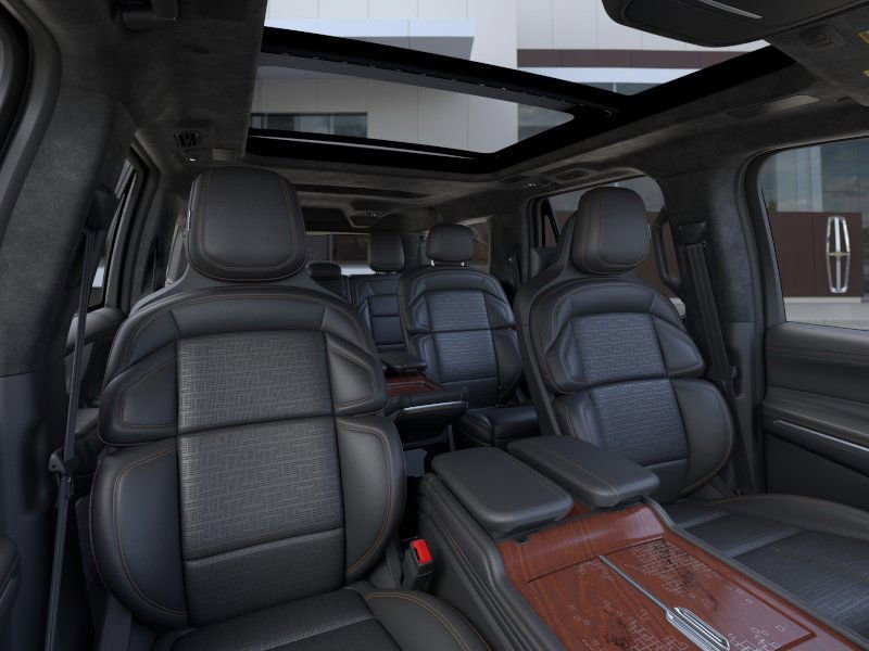 New 2025 Lincoln Navigator L Black Label image 10