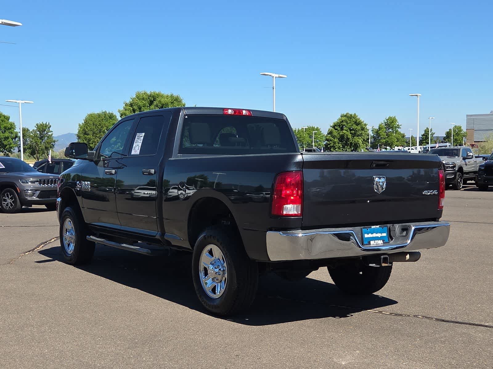 Used 2018 RAM 2500 ST AWD/4WD image 12