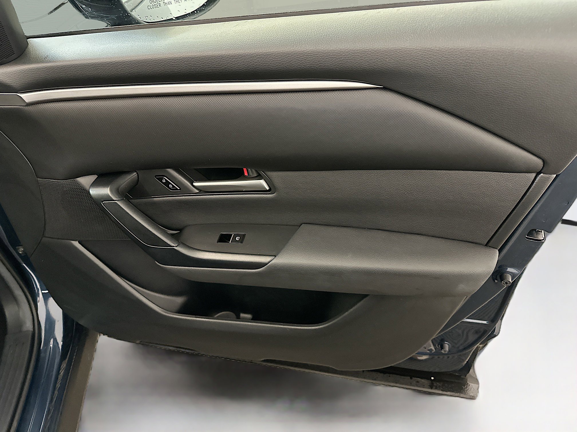 Used 2025 MAZDA CX-50 AWD 2.5 S w/ Premium Package image 35