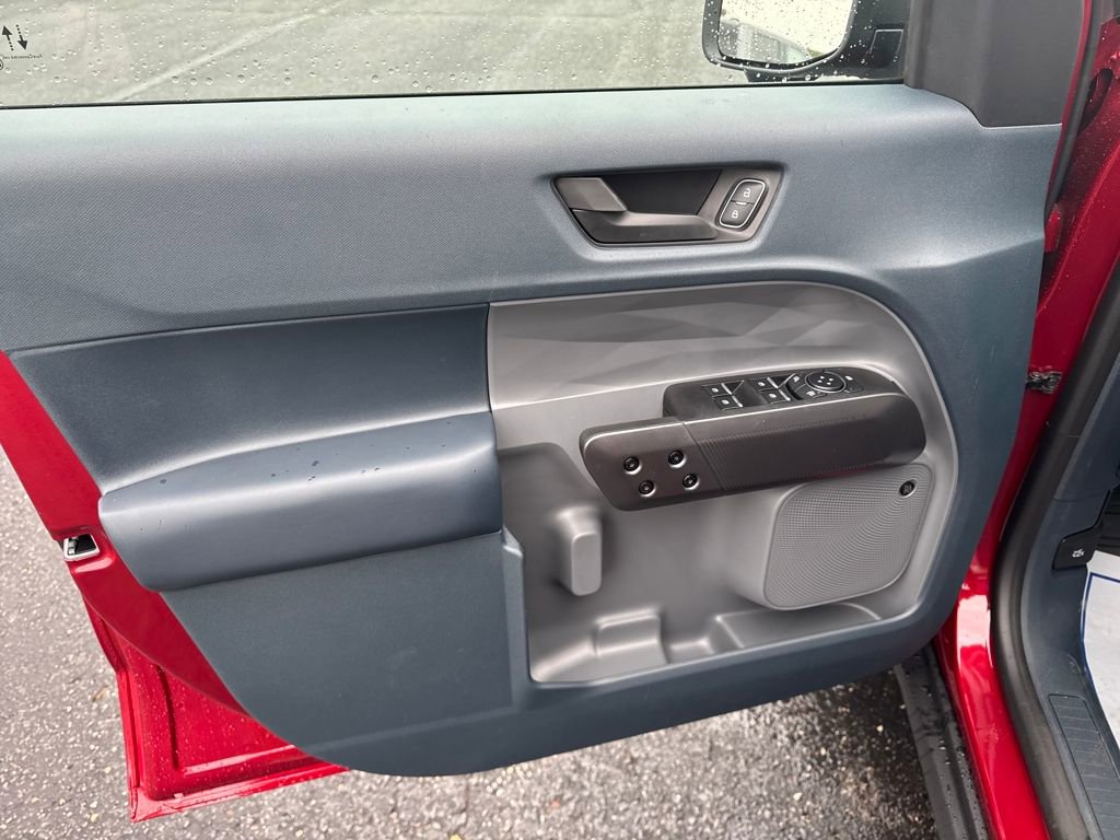 New 2025 Ford Maverick Lariat w/ Black Appearance Package image 10