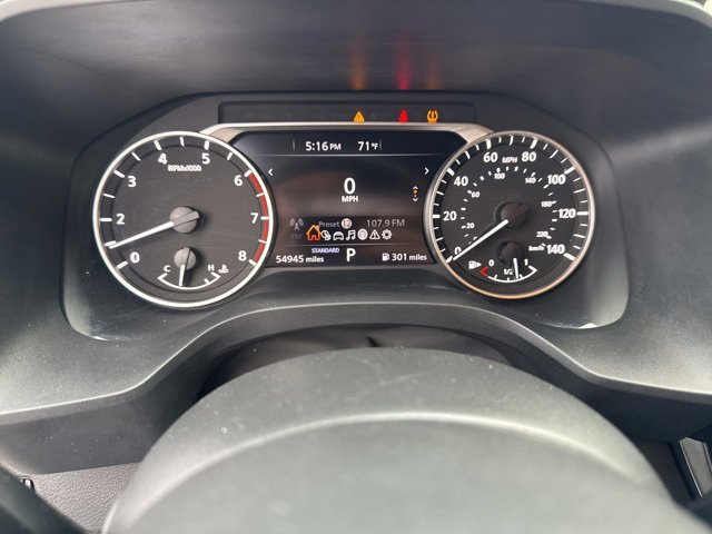 Used 2023 Nissan Rogue SV image 11