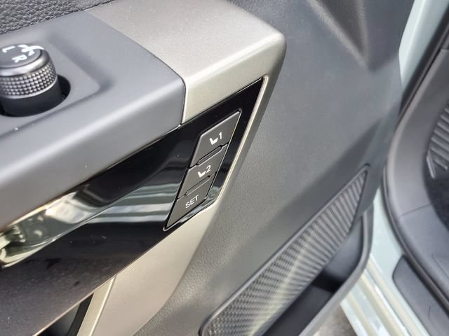 New 2026 Toyota Tundra Limited AWD/4WD image 18