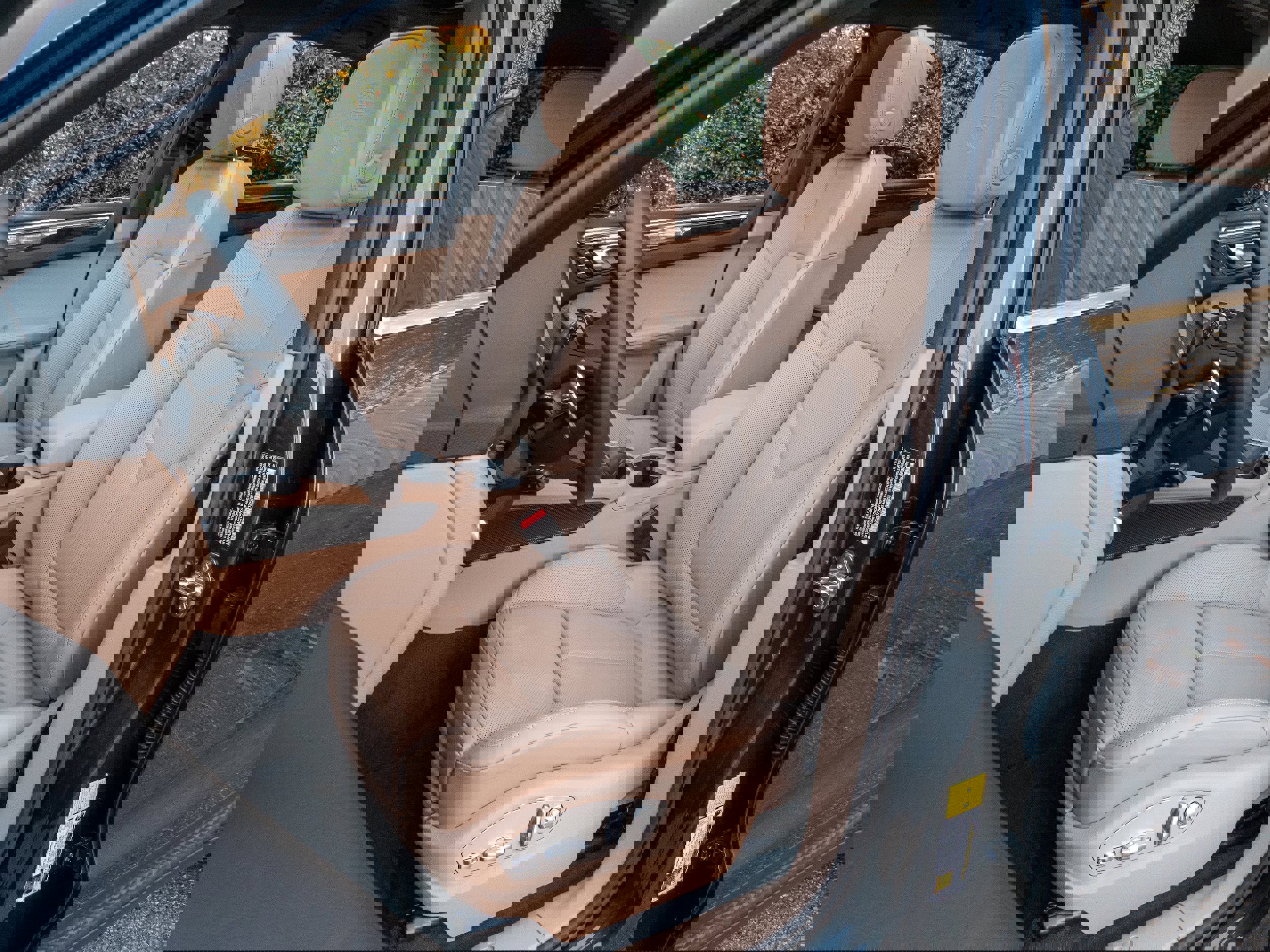 New 2026 Porsche Macan image 5