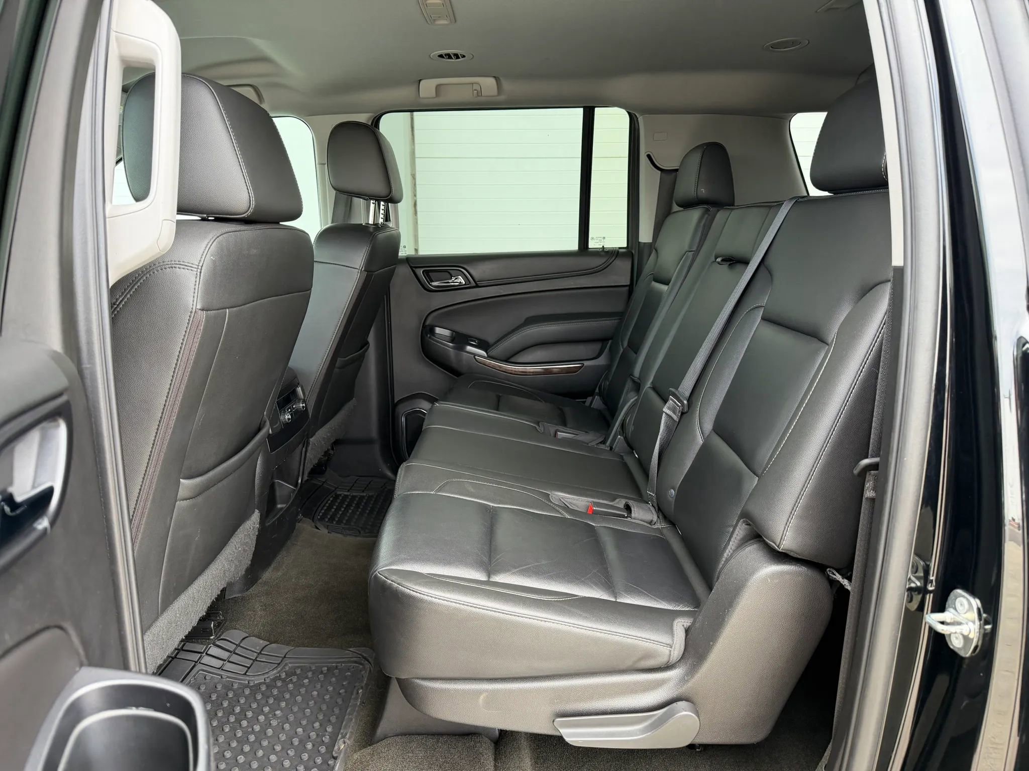 Used 2018 Chevrolet Suburban LT AWD/4WD image 11