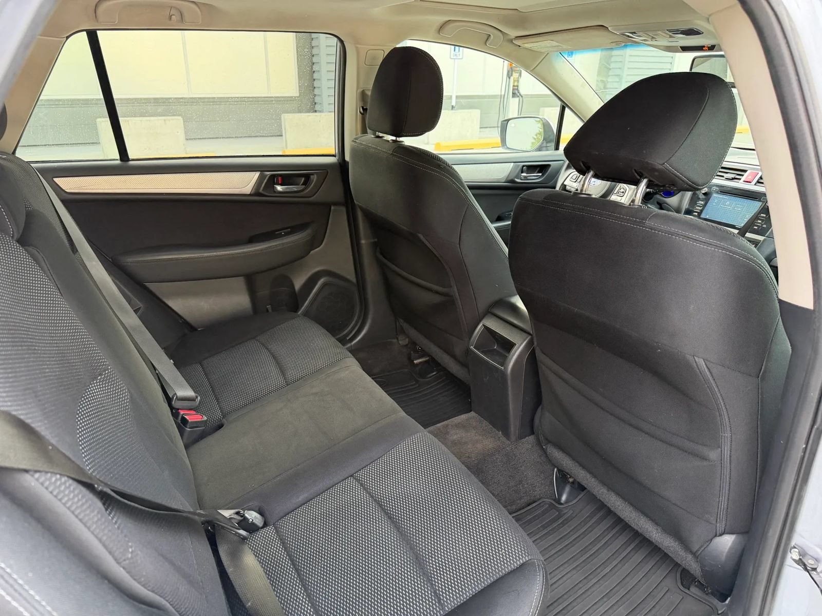 Used 2015 Subaru Outback 2.5i Premium AWD/4WD image 33