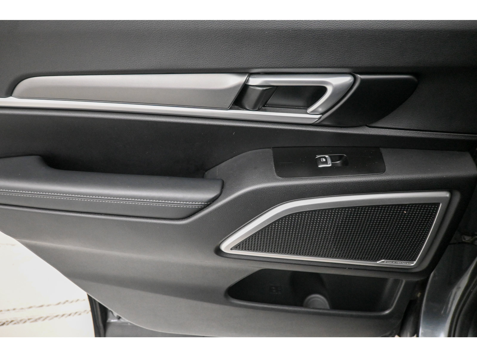 Used 2020 Kia Telluride S AWD/4WD image 24