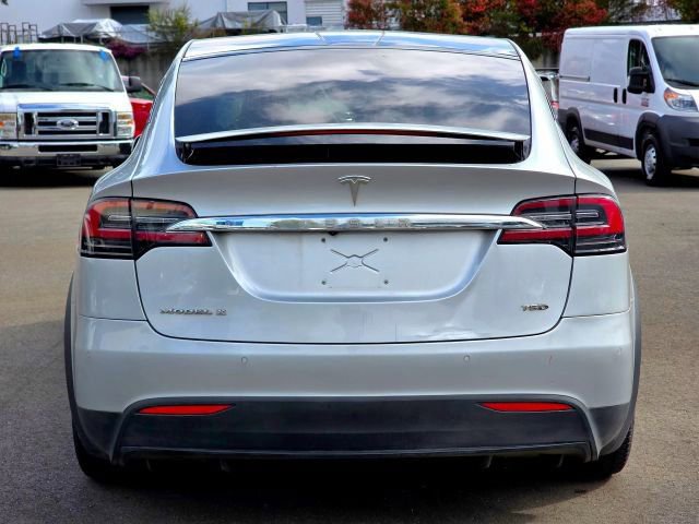 Used 2017 Tesla Model X 75D AWD/4WD image 7