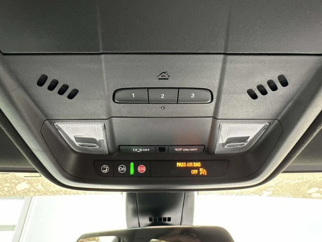 Certified 2025 Cadillac XT5 Luxury w/ LPO, Floor Liner Package FWD image 75