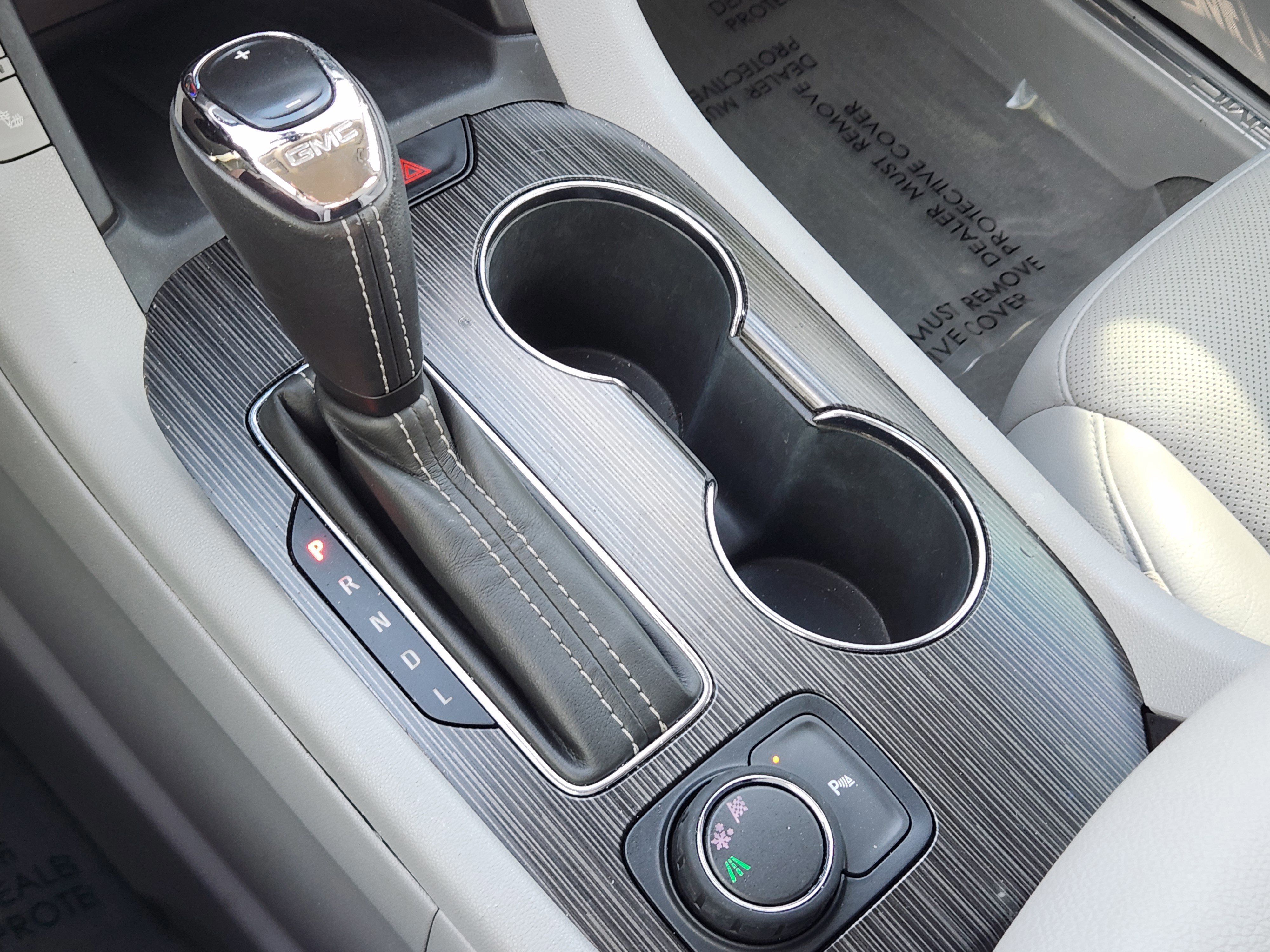 Used 2018 GMC Acadia SLT image 19