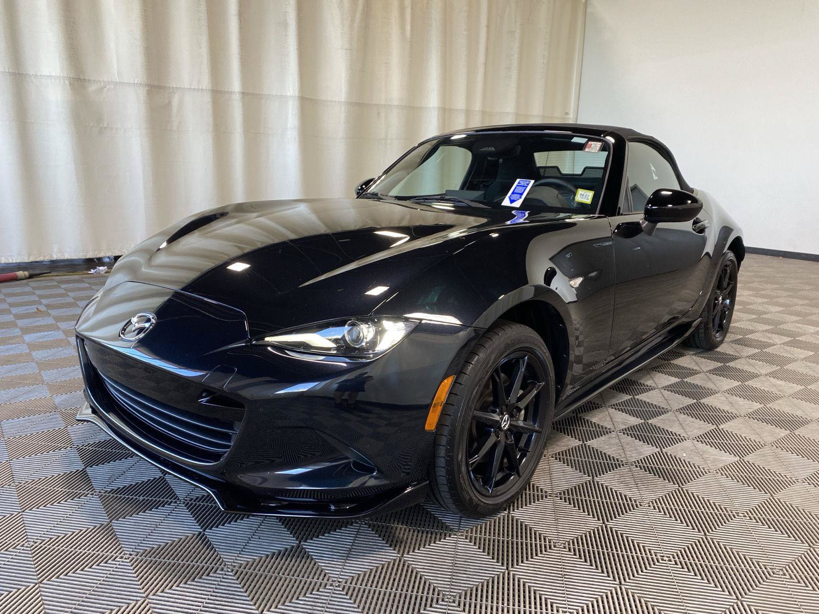 Certified 2025 MAZDA MX-5 Miata Sport w/ Appearance Package RWD image 3