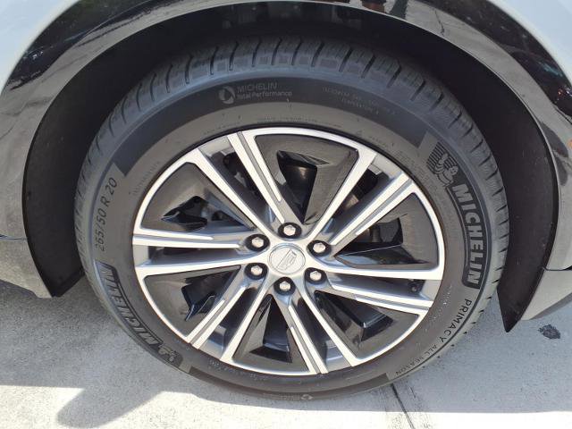 New 2026 Cadillac Lyriq Luxury RWD image 7
