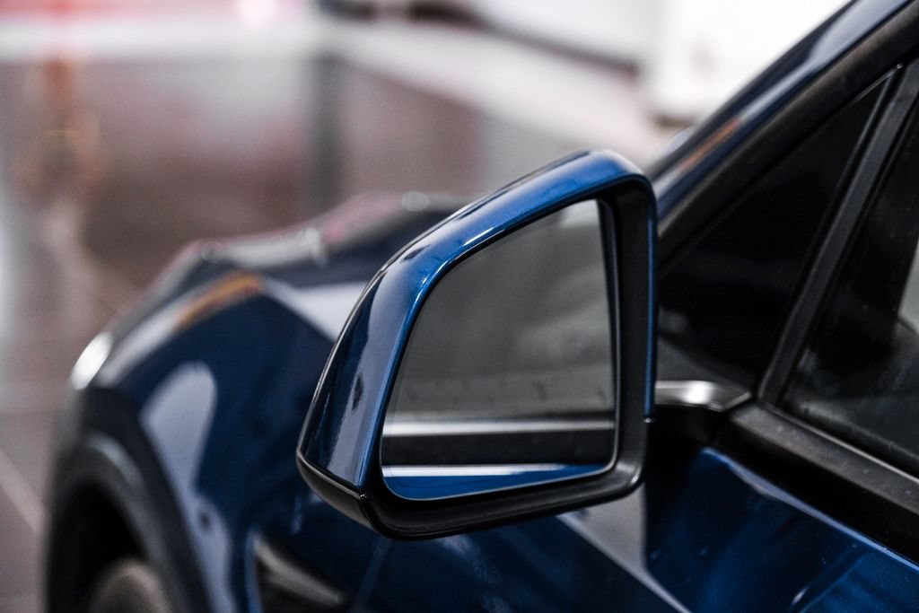 Used 2021 Tesla Model Y Long Range AWD/4WD image 46